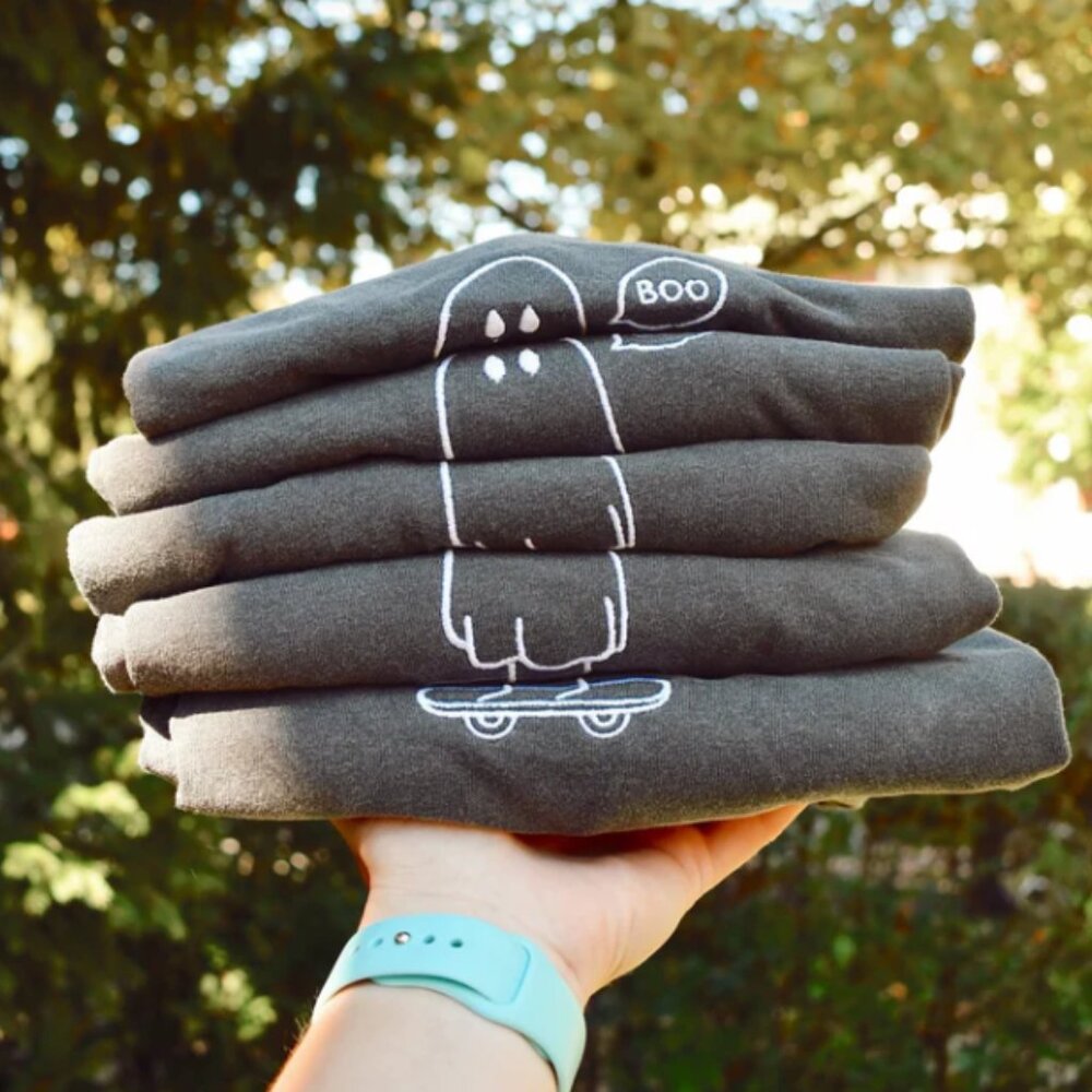 Blue Horizon Co. Albert The Skateboarding Ghost Embroidered Tee 3X